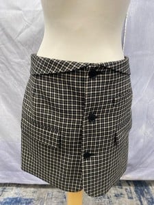 Lot 153  
            Edinburgh SR20 - Delivery Only 

                
HELMUT LANG CHECKED MINI SKIRT IN MULTICOLOR WOOL, SIZE: 4, ORIGINAL RRP £365: LO...