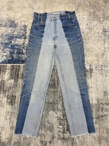 Lot 155  
            Edinburgh SR20 - Delivery Only 

                
E.L.V. CONTRAST STRAIGHT LEG JEANS IN BLUE DENIM, SIZE: 29, ORIGINAL RRP £255: LO...
