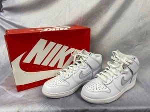 Lot 185  
            Edinburgh SR20 - Delivery Only 

                
NIKE DUNK HIGH TOP SNEAKERS IN WHITE PURE PLATINUM LEATHER, SIZE: UK 7, ORIGINAL ...