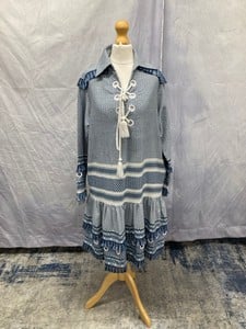Lot 2  
            Edinburgh SR20 - Delivery Only 

                
DODO BAR OR GADIELLE TASSEL-EMBELLISHED DRESS IN BLUE COTTON, SIZE: INT | S, ORIG...