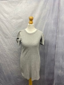 Lot 32  
            Edinburgh SR20 - Delivery Only 

                
HELMUT LANG SLASH SLEEVE DRESS IN GREY COTTON, SIZE: INT | XS, ORIGINAL RRP £215:...