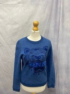 Lot 42  
            Edinburgh SR20 - Delivery Only 

                
KENZO TIGER EMBROIDERED SWEATER IN BLUE COTTON, SIZE: INT | S, ORIGINAL RRP £340:...