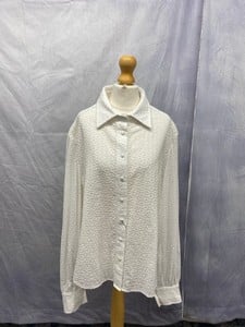 Lot 44  
            Edinburgh SR20 - Delivery Only 

                
ANNA QUAN BEA BRODERIE ANGLAISE SHIRT IN WHITE COTTON, SIZE: 12, ORIGINAL RRP £25...