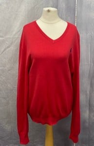 Lot 59  
            Edinburgh SR20 - Delivery Only 

                
POLO BY RALPH LAUREN PONY-EMBROIDERED SWEATER IN RED COTTON, SIZE: INT | M, ORIGI...
