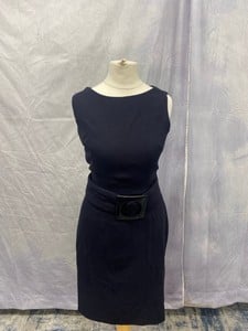 Lot 75  
            Edinburgh SR20 - Delivery Only 

                
GOAT ELENA BELTED SLEEVELESS SHEATH DRESS IN BLUE ACETATE, SIZE: UK  6, ORIGINAL ...