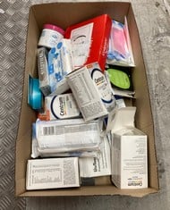 Lot 113  
            Edinburgh SR33 - Delivery Only 
                
QUANTITY OF HEALTH & BEAUTY ITEMS TO INCLUDE CENTRUM ADVANCE 50+ TABLETS MULTIVIT...