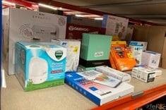 Lot 128  
            Edinburgh SR33 - Delivery Only 

                
QUANTITY OF HEALTH & BEAUTY ITEMS TO INCLUDE OMRON RS1 AUTOMATIC WRIST BLOOD PRES...