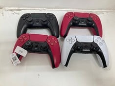 Lot 157  
            Edinburgh SR33 - Delivery Only 

                
QUANTITY OF TECH & GAMING ITEMS TO INCLUDE SONY PLAYSTATION DUALSENSE WIRELESS CO...