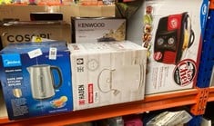 Lot 164  
            Edinburgh SR33 - Delivery Only 

                
QUANTITY OF KITCHEN & APPLIANCE ITEMS TO INCLUDE MIDEA ELECTRIC KETTLE: LOCATION - B