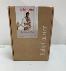 Lot 175  
            Edinburgh SR33 - Delivery Only 

                
BABYBJORN BABY CARRIER MINI 3D MESH GREY BEIGE 0-1 YEARS : LOCATION - B