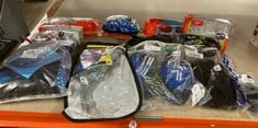 Lot 176  
            Edinburgh SR33 - Delivery Only 
                
QUANTITY OF SPORTS & EXERCISE ITEMS TO INCLUDE CRESSI JUNIOR SNORKEL MASK & MOUTH...