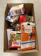 Lot 184  
            Edinburgh SR33 - Delivery Only 
                
QUANTITY OF PET PRODUCTS TO INCLUDE THUNDERSHIRT EFFECTIVE SOLUTION FOR STRESSED ...