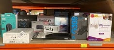 Lot 226  
            Edinburgh SR33 - Delivery Only 
                
QUANTITY OF TECH & GAMING ITEMS TO INCLUDE LOGITECH MX MASTER 3S FOR MAC - WIRELE...