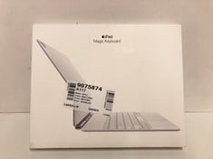 Lot 25  
            Edinburgh SR33 - Delivery Only 

                
APPLE MAGIC KEYBOARD FOR IPAD AIR 13-INCH (M3) - BRITISH ENGLISH - WHITE.: LOCATI...