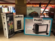 Lot 327  
            Edinburgh SR33 - Delivery Only 
                
QUANTITY OF KITCHEN & APPLIANCES ITEMS TO INCLUDE NUTRIBULLET PORTABLE BLENDER IN...