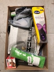 Lot 351  
            Edinburgh SR33 - Delivery Only 

                
QUANTITY OF SPORTS & EXERCISE ITEMS TO INCLUDE SCHOOL IN-BALANCE ORTHOTICS PLANTA...