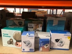 Lot 438  
            Edinburgh SR33 - Delivery Only 

                
QUANTITY OF HEALTH & BEAUTY ITEMS TO INCLUDE RENPHO TAPE MEASURE BODY FOR WEIGHT ...