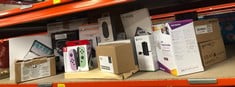 Lot 444  
            Edinburgh SR33 - Delivery Only 

                
QUANTITY OF TECH & GAMING ITEMS TO INCLUDE NINTENDO JOY-CON PAIR PASTEL PURPLE/PA...