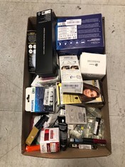 Lot 452  
            Edinburgh SR33 - Delivery Only 

                
QUANTITY OF HEALTH & BEAUTY ITEMS TO INCLUDE CLAIROL ROOT TOUCH-UP: LOCATION - ROW E