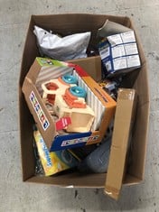 Lot 454  
            Edinburgh SR33 - Delivery Only 

                
QUANTITY OF TOYS & GAMES TO INCLUDE MINI LOADER CONSTRUCTION TOY: LOCATION - ROW E