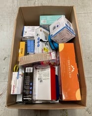 Lot 519  
            Edinburgh SR33 - Delivery Only 

                
QUANTITY OF HEALTH & BEAUTY ITEMS TO INCLUDE OMRON BLOOD PRESSURE MONITOR: LOCATI...