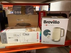 Lot 554  
            Edinburgh SR33 - Delivery Only 

                
QUANTITY OF KITCHEN & APPLIANCES ITEMS TO INCLUDE BREVILLE ZEN KETTLE: LOCATION -...
