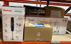 Lot 566  
            Edinburgh SR33 - Delivery Only 

                
QUANTITY OF KITCHEN & APPLIANCES ITEMS TO INCLUDE RUSSELL HOBBS DESIRE MATTE BLAC...