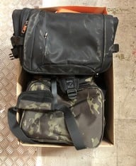 Lot 67  
            Edinburgh SR33 - Delivery Only 

                
QUANTITY OF GENERAL GOODS ITEMS TO INCLUDE BLACK TRAVEL BAG: LOCATION - A RACK