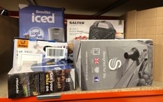 Lot 84  
            Edinburgh SR33 - Delivery Only 
                
QUANTITY OF KITCHEN & APPLIANCES ITEMS TO INCLUDE RUSSELL HOBBS FOOD COLLECTION E...