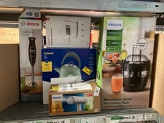 Lot 161  
            Edinburgh SR33 - Delivery Only 

                
QUANTITY OF KITCHEN & APPLIANCES ITEMS TO INCLUDE PHILIPS 3000 SERIES HANDHELD ST...