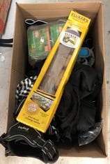 Lot 268  
            Edinburgh SR33 - Delivery Only 
                
QUANTITY OF PET PRODUCTS ITEMS TO INCLUDE FLUKER'S BAMBOO BARS FOR REPTILE ENCLOS...