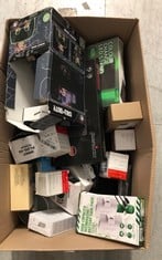 Lot 326  
            Edinburgh SR33 - Delivery Only 

                
QUANTITY OF TECH & GAMING ITEMS TO INCLUDE VENOM HIGH CAPACITY 1100MAH RECHARGEAB...