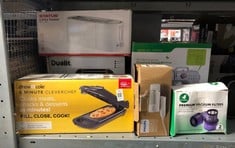 Lot 331  
            Edinburgh SR33 - Delivery Only 

                
QUANTITY OF KITCHEN & APPLIANCES ITEMS TO INCLUDE PHILIPS 3000 SERIES HANDHELD ST...