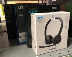 Lot 334  
            Edinburgh SR33 - Delivery Only 

                
QUANTITY OF TECH & GAMING ITEMS TO INCLUDE SENNHEISER HD 25 LIGHT LIGHTWEIGHT ON-...