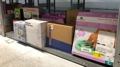 Lot 384  
            Edinburgh SR33 - Delivery Only 

                
QUANTITY OF PET PRODUCTS ITEMS TO INCLUDE WEBBOX LICK-E-LIX CAT TREATS VARIETY ME...