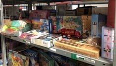 Lot 396  
            Edinburgh SR33 - Delivery Only 

                
QUANTITY OF TOYS & GAMES ITEMS TO INCLUDE CROSS & GLORY - MEET THE ALIENS: MYRRHA...