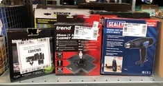 Lot 528  
            Edinburgh SR33 - Delivery Only 
                
QUANTITY OF TOOLS & HOME IMPROVEMENT ITEMS TO INCLUDE SEALEY HS105 HOT AIR GUN 16...