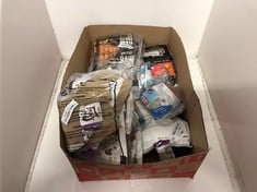 Lot 557  
            Edinburgh SR33 - Delivery Only 

                
QUANTITY OF FOOD & DRINK ITEMS TO INCLUDE PIP & NUT PROTEIN DARK CHOCOLATE PEANUT...