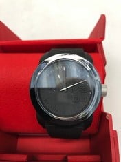 Lot 597  
            Edinburgh SR33 - Delivery Only 
                
DIESEL LEATHER STRAP BLACK FACE: LOCATION - G RACK