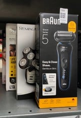 Lot 608  
            Edinburgh SR33 - Delivery Only 

                
QUANTITY OF HEALTH & BEAUTY ITEMS TO INCLUDE BRAUN SERIES 5 ELECTRIC SHAVER, WET ...