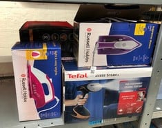 Lot 612  
            Edinburgh SR33 - Delivery Only 

                
QUANTITY OF KITCHEN & APPLIANCES ITEMS TO INCLUDE RUSSELL HOBBS LIGHT & EASY BRIG...