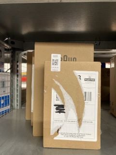 Lot 620  
            Edinburgh SR33 - Delivery Only 

                
BRAUN SERIES XT3 ALL-IN-ONE ELECTRIC RAZOR & TRIMMER FOR MEN, 4D FLEXBLADE, 7 STY...