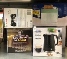 Lot 640  
            Edinburgh SR33 - Delivery Only 

                
QUANTITY OF KITCHEN & APPLIANCES ITEMS TO INCLUDE SWAN SK14611BLK WINDSOR RAPID B...