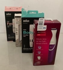 Lot 698  
            Edinburgh SR33 - Delivery Only 

                
QUANTITY OF HEALTH & BEAUTY ITEMS TO INCLUDE PHILIPS BRT383/15 BIKINIGENIE TRIMME...