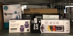 Lot 708  
            Edinburgh SR33 - Delivery Only 

                
QUANTITY OF KITCHEN & APPLIANCES ITEMS TO INCLUDE NINJA BLAST PORTABLE BLENDER, 5...