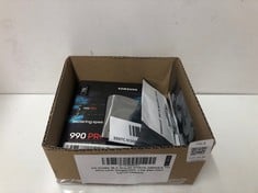 Lot 761  
            Edinburgh SR33 - Delivery Only 

                
X5 NVME M.2 SOLID STATE DRIVES TO INCLUDE SAMSUNG 1TB 990 PRO.  [JPTE100027]: LOC...