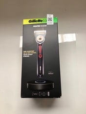 Lot 82  
            Edinburgh SR33 - Delivery Only 

                
GILLETTE LABS HEATED MEN'S RAZOR, ELECTRIC RAZOR FLEXDISC TECHNOLOGY, 100% WATERP...