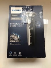 Lot 84  
            Edinburgh SR33 - Delivery Only 

                
PHILIPS SHAVER SERIES 5000 - WET & DRY ELECTRIC SHAVER IN CARBON GREY WITH 1 X IN...