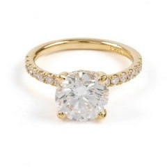 Lot 13  
            Nottingham Luxury Room - Delivery Only 

                
18ct Yellow Gold 2.80ct Laboratory Grown Round Brilliant-cut Diamond with Shoulde...
