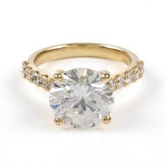 Lot 4  
            Nottingham Luxury Room - Delivery Only 

                
18K Yellow 5.00ct Laboratory Grown Round Brilliant-cut with 0.50ct Shoulders Diam...